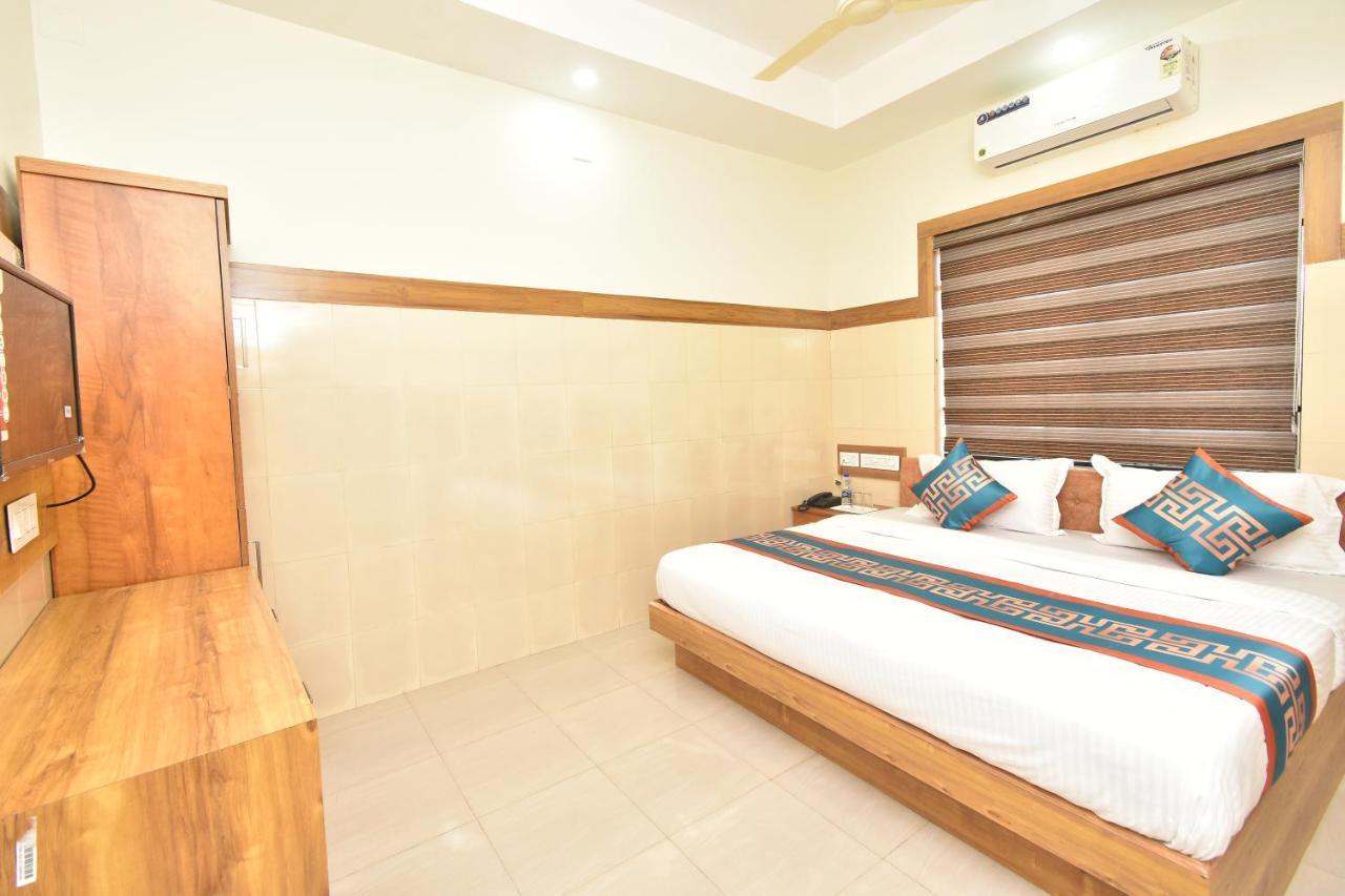 Hotel Kannur Capital Caltex מראה חיצוני תמונה